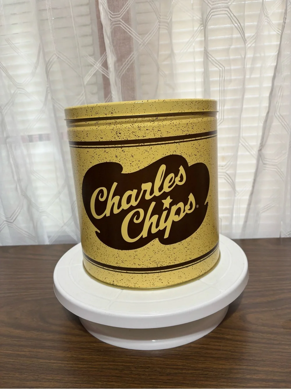 Charles chips old-fashioned can retro 8 inches wide 8 1/2 inches tall
